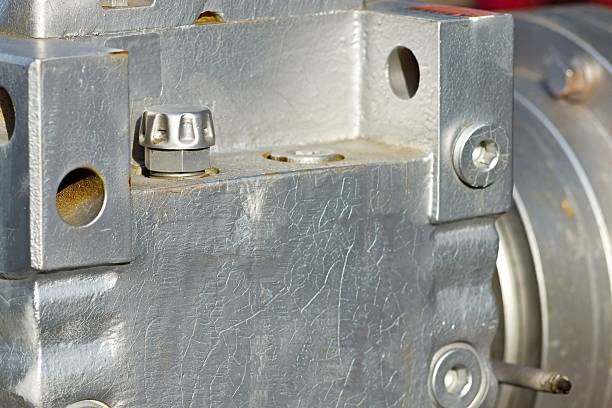 marine-diesel-engine-fasteners-4.jpg