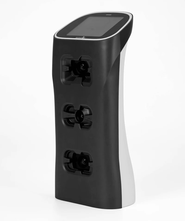 portable-golf-tracker-12.jpg