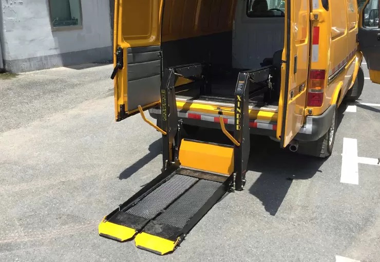 wheelchair-lift-2.jpg