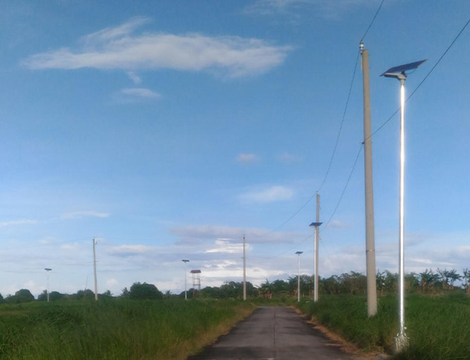 solar-panel-led-street-light.jpg